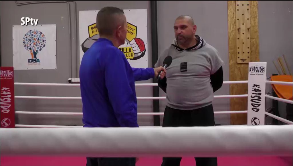 SPORT Gorilla Fight Club